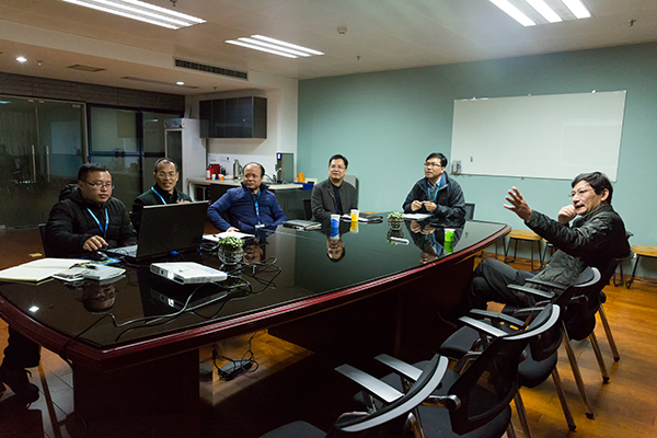 1550662199720567.jpg 2019年2月18日,玉林市副市长黄冠权一行到我集团公司交流工作,图中最右为黄冠权副市长。 (2).jpg