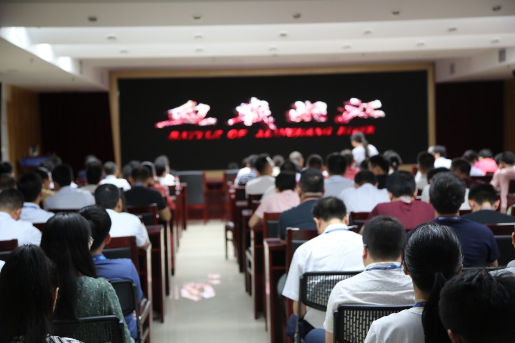 观影现场1.jpg
