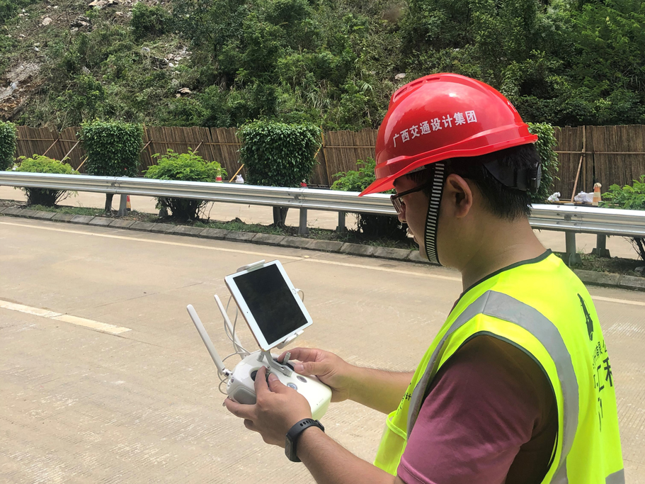 1591264320376958.jpg (运用无人机技术快速直观掌握滑坡情况).jpg